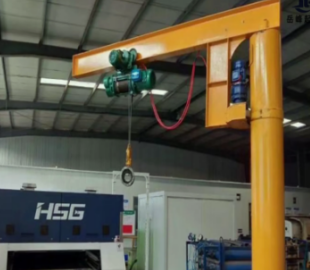 鋼絲繩電動葫蘆在五金工具廠的應(yīng)用